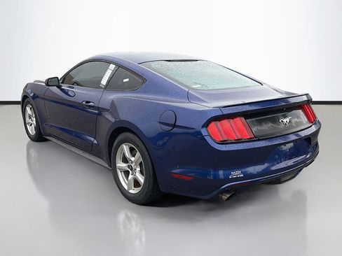 Used 2015 Ford Mustang Coupe image 5