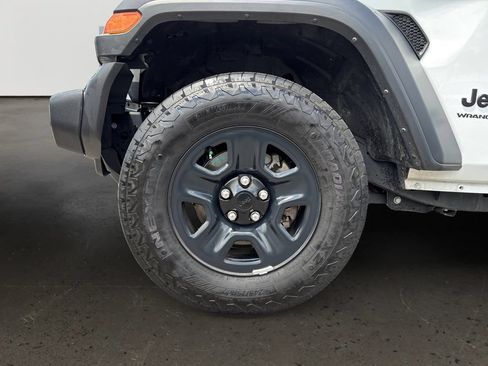 Used 2024 Jeep Wrangler Sport AWD/4WD image 10