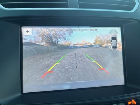 Used 2017 Ford Explorer XLT w/ Equipment Group 202A image 28