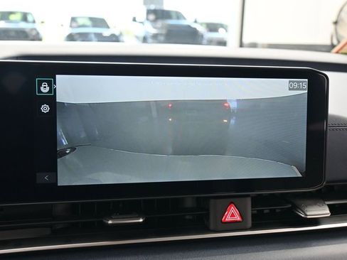 Used 2026 Kia Carnival EX FWD image 20