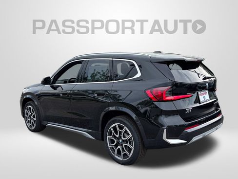 New 2026 BMW X1 xDrive28i w/ Technology Package AWD/4WD image 3