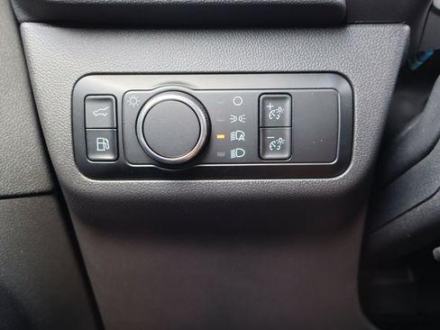 Used 2024 Ford Escape ST-Line w/ Equipment Group 301A image 15