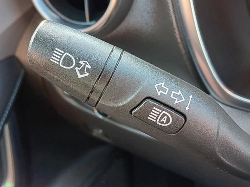 Used 2022 Chevrolet Blazer LT image 16