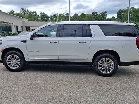 Used 2024 GMC Yukon XL Denali w/ Max Trailering Package AWD/4WD image 6
