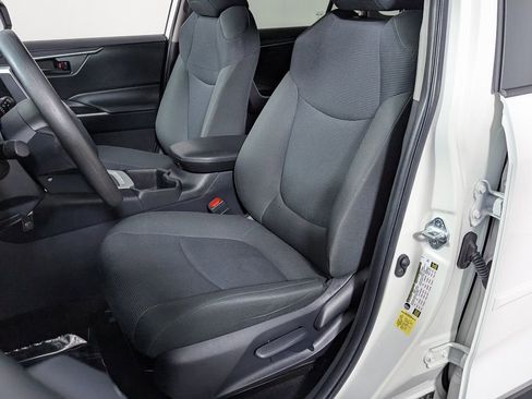 Certified 2024 Toyota RAV4 LE image 18