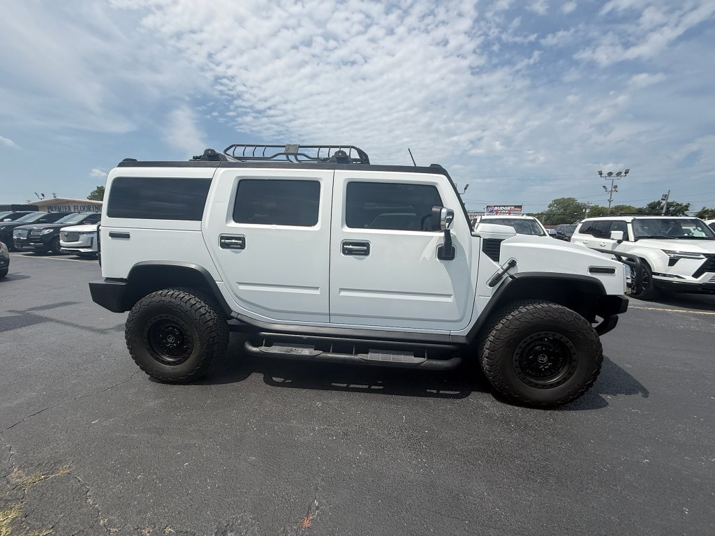 Used 2003 HUMMER H2 w/ Preferred Equipment Group AWD/4WD image 2