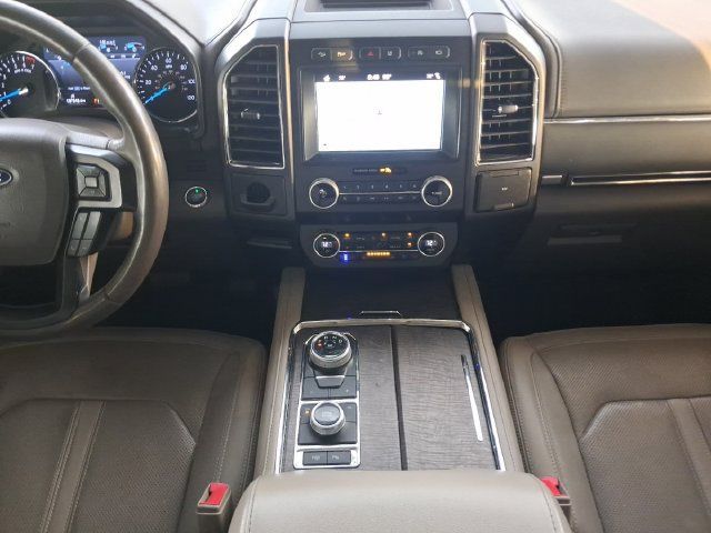 Used 2019 Ford Expedition Limited w/ Equipment Group 302A AWD/4WD image 25