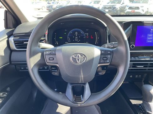 Certified 2025 Toyota Camry LE image 22