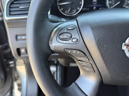 Used 2019 Nissan Murano SL w/ Cargo Package FWD image 18