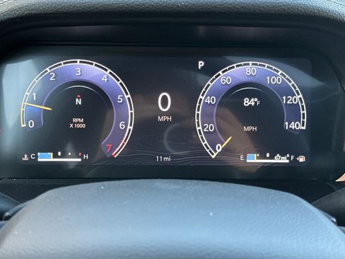 New 2025 Jeep Grand Cherokee Limited w/ Luxury Tech Group II image 25