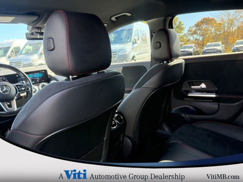 Used 2023 Mercedes-Benz GLA 250 4MATIC image 20