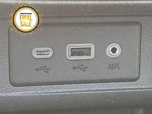 Used 2023 Buick Encore GX Essence w/ Experience Buick Package image 17