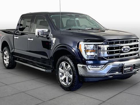 Used 2021 Ford F150 Lariat w/ Equipment Group 502A High AWD/4WD image 3