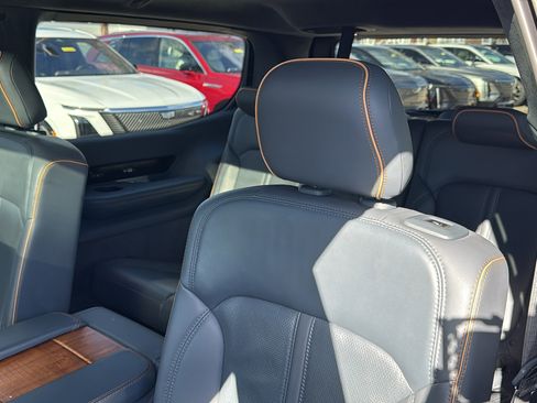 Used 2022 Jeep Grand Wagoneer Series II image 28