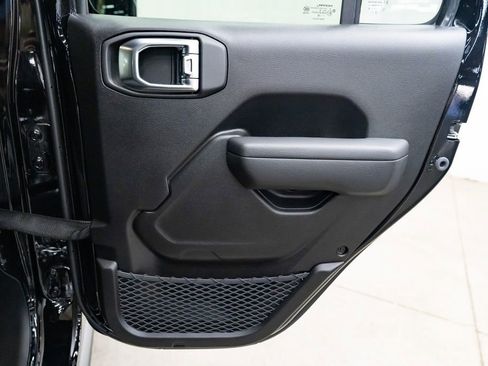 New 2026 Jeep Gladiator Willys image 30