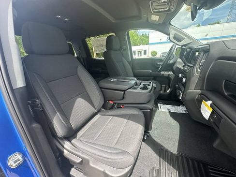 Used 2025 Chevrolet Silverado 1500 Custom AWD/4WD image 29