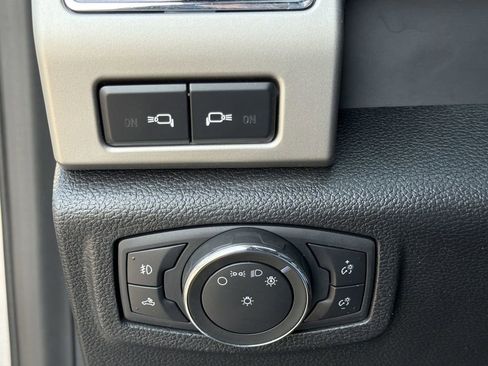 Used 2020 Ford F250 Lariat w/ Lariat Value Package image 13