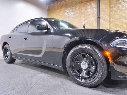Used 2018 Dodge Charger Police RWD image 8