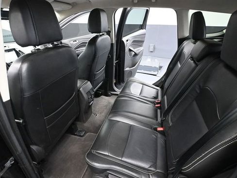 Used 2017 Ford Escape Titanium AWD/4WD image 33
