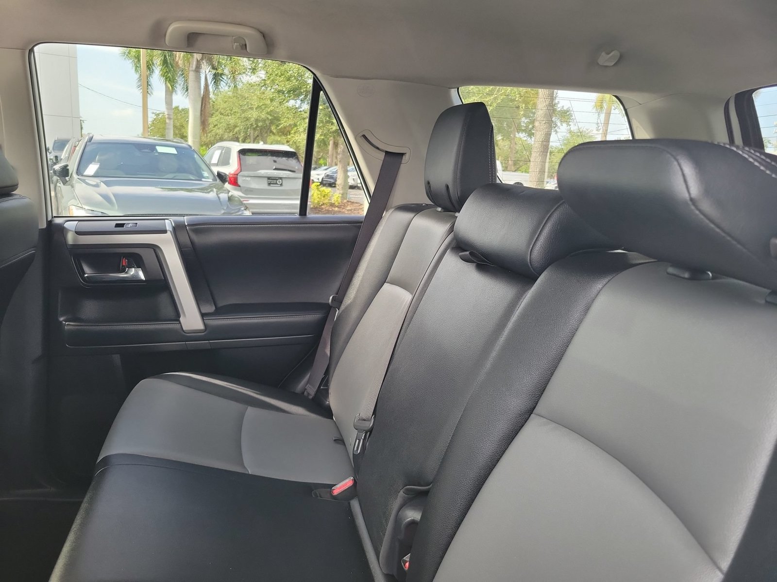 Used 2021 Toyota 4Runner SR5 Premium AWD/4WD image 11