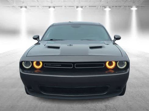 Certified 2018 Dodge Challenger SXT RWD image 3