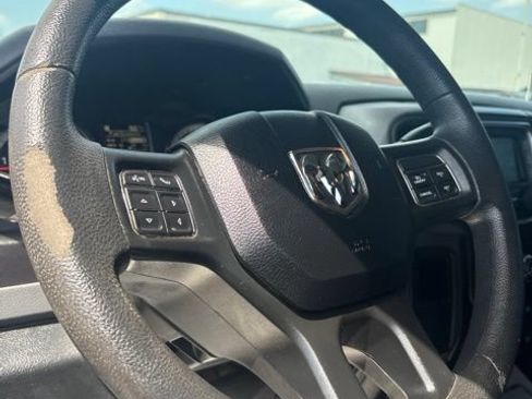 Used 2018 RAM 2500 Tradesman w/ Chrome Appearance Group AWD/4WD image 33