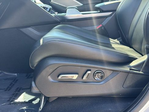 Used 2023 Acura MDX FWD image 27