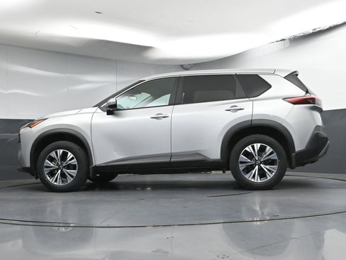Certified 2023 Nissan Rogue SV AWD/4WD image 29