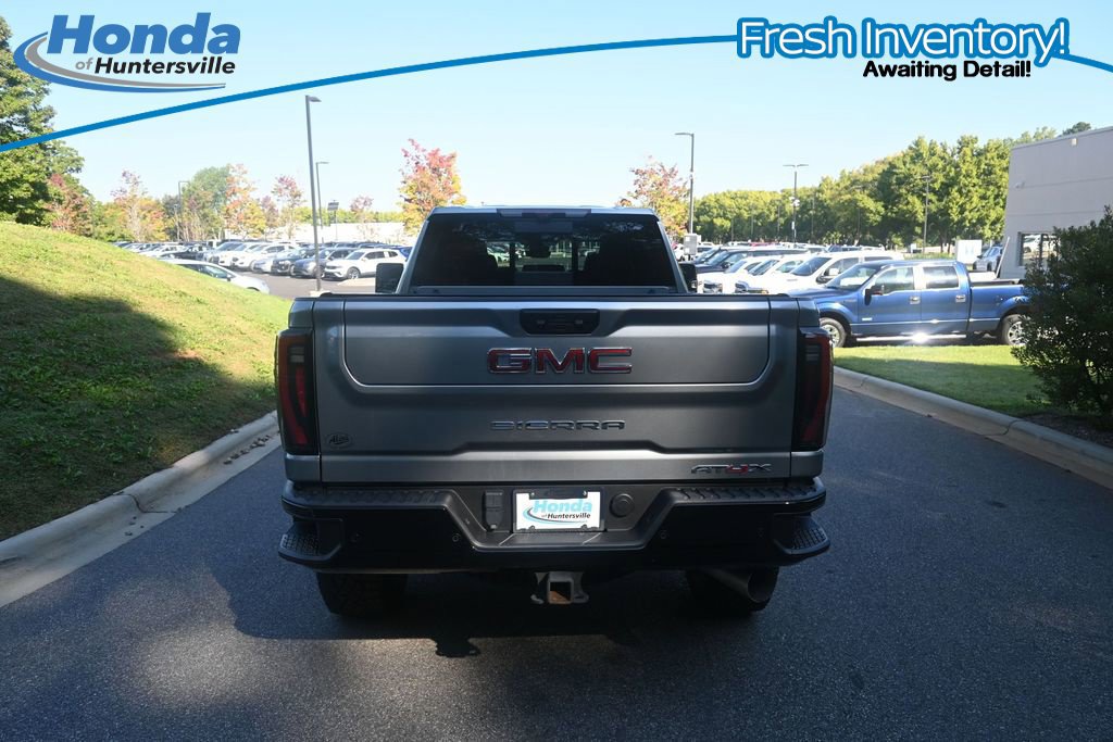 Used 2024 GMC Sierra 2500 AT4X AWD/4WD image 7