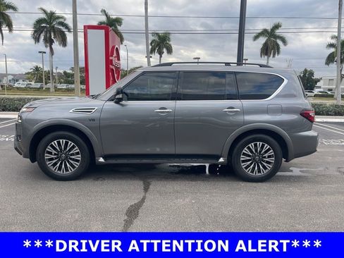 Used 2022 Nissan Armada SL w/ Midnight Edition Package image 2