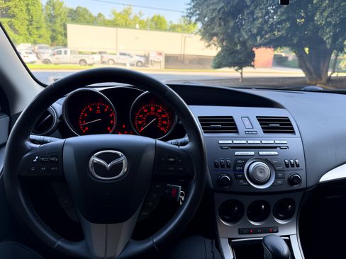 Used 2010 MAZDA MAZDA3 s Sport FWD image 12