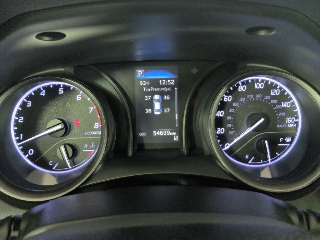 Used 2022 Toyota Camry SE FWD image 42