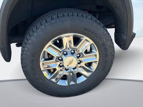 New 2026 Chevrolet Silverado 2500 High Country w/ High Country Premium Package AWD/4WD image 11