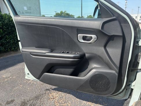 Used 2026 Kia K4 FWD image 18