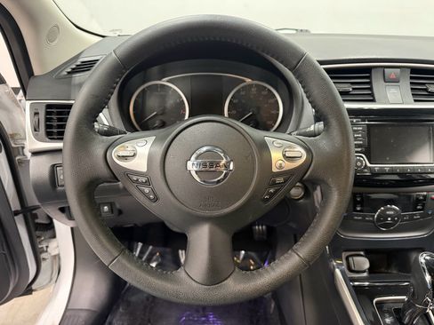Used 2018 Nissan Sentra SR w/ Electronics Package image 17