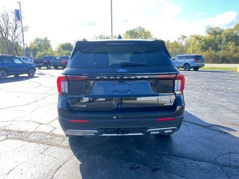 New 2026 Ford Explorer Active w/ Active Comfort Package image 6