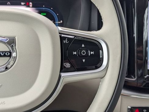 New 2025 Volvo XC60 T8 Core w/ Climate Package image 31