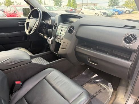 Used 2010 Honda Pilot EX-L image 28
