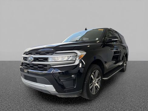 Used 2023 Ford Expedition XLT RWD image 1