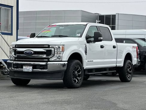 Used 2020 Ford F250 XLT w/ FX4 Off-Road Package AWD/4WD image 8