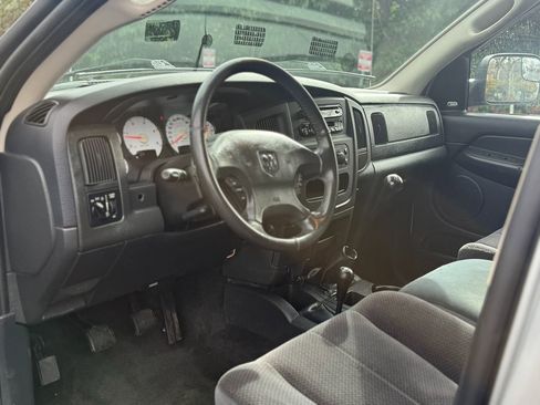 Used 2003 Dodge Ram 3500 Truck SLT image 16