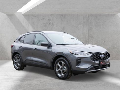 Certified 2025 Ford Escape ST-Line w/ Cold Weather Package image 1