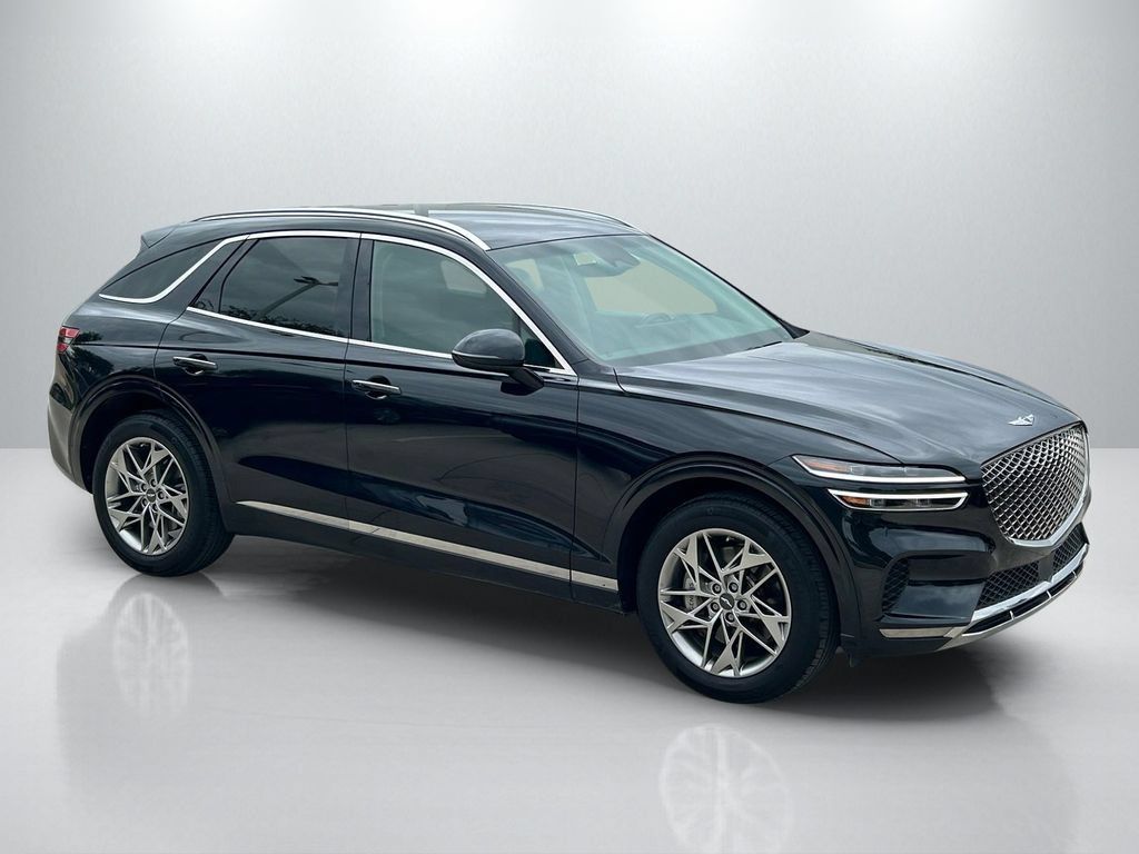 Used 2025 Genesis GV70 2.5T AWD/4WD image 4
