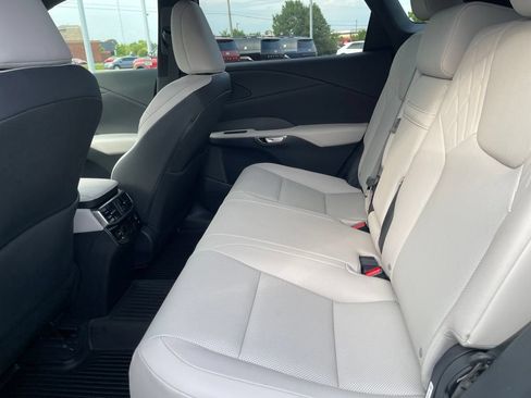 Used 2023 Lexus RX 350 Premium w/ Cold Area Package AWD/4WD image 18
