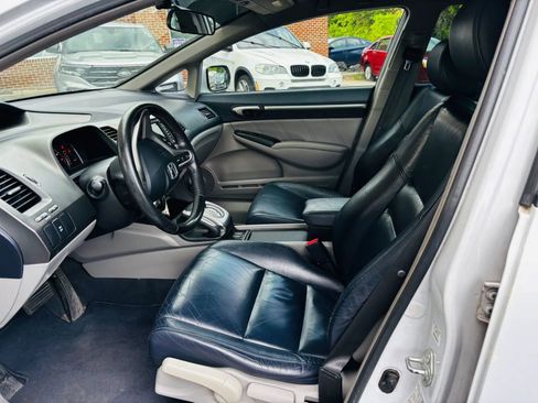 Used 2010 Honda Civic Hybrid Sedan image 7