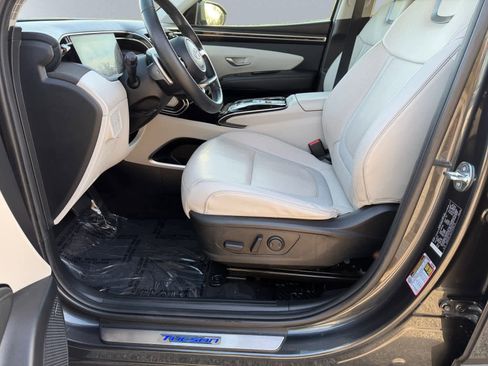 Used 2023 Hyundai Tucson Limited image 6