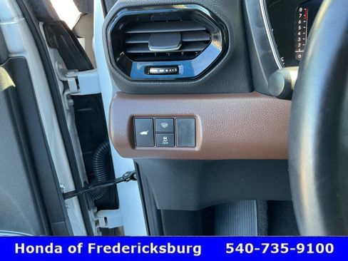 Certified 2023 Honda Pilot Elite image 44