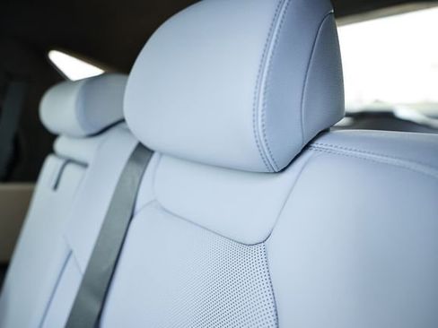 New 2026 Genesis GV70 2.5T Advanced image 28