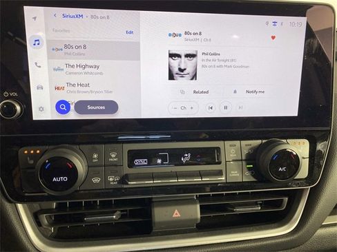 Used 2025 Toyota Grand Highlander AWD Hybrid image 22