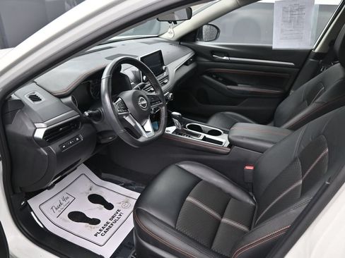 Used 2023 Nissan Altima 2.5 SR FWD image 29